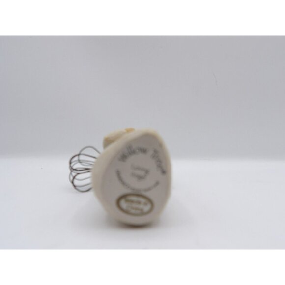 Willow Tree Angel "Loving Angel" Demdaco ©2002 Susan Lordi - Picture 3 of 3